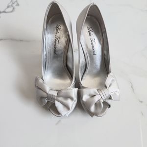 Lulu Townsend Silver Pumps with Bow